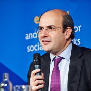 Κ. Χατζηδάκης: Μέτρο διαφάνειας και κοινωνικής δικαιοσύνης η θεσμοθέτηση της ψηφιακής κάρτας εργασίας
