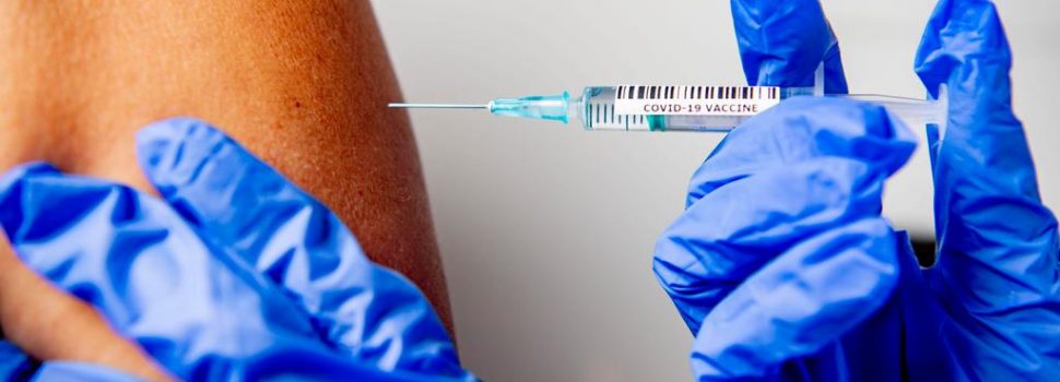 Εμβόλιο: Πειράζει αν παραλείψω τη δεύτερη δόση; – Οι NYT απαντούν σε 4 βασικά ερωτήματα