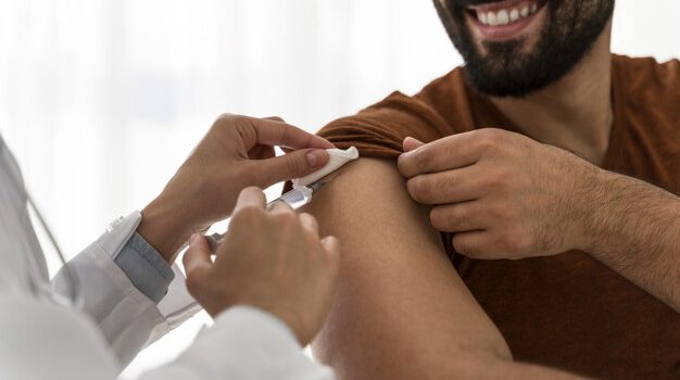 Το 68% των Ελλήνων δηλώνουν απολύτως θετικοί στο εμβόλιο κατά του κορονοϊού