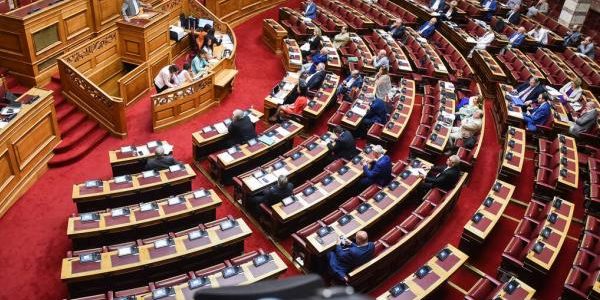 Στις 19 Μαΐου στη Βουλή ο νέος εκλογικός νόμος για την αυτοδιοίκηση