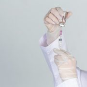 Ανοίγει σήμερα η πλατφόρμα για εμβολιασμό κατά της Covid-19 με την τρίτη δόση