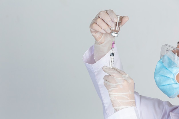 Ανοιξε η πλατφόρμα των ραντεβού για την 4η δόση του εμβολίου κατά της covid-19