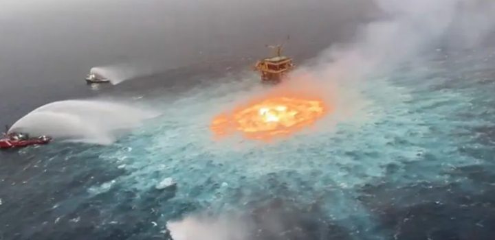 «Πύρινο μάτι» στην επιφάνεια του ωκεανού: Έσβησαν με… άζωτο πυρκαγιά από διαρροή αερίου σε υποβρύχιο αγωγό