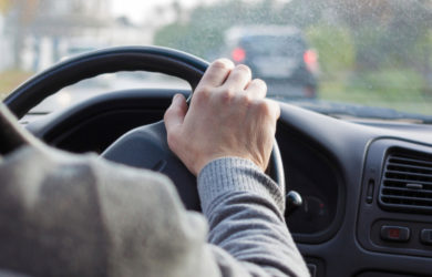 Παράταση ισχύος αδειών οδήγησης και άσκησης επαγγέλματος εκπαιδευτή υποψηφίων οδηγών