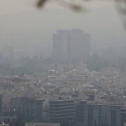 Νέα αύξηση σχεδόν σε όλο το Λεκανοπέδιο Αττικής στα μικροσωματίδια της ατμόσφαιρας λόγω των πυρκαγιών