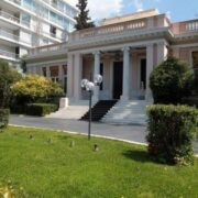 Σήμερα στο υπουργικό συμβούλιο οι αποφάσεις για τα μέτρα στήριξης των πυρόπληκτων – Την Πέμπτη η συνέντευξη Τύπου του πρωθυπουργού