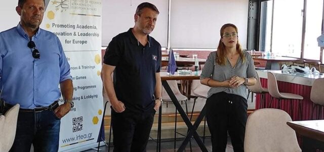 Η Β’ βάθμια εκπαίδευση στο επίκεντρο του ενδιαφέροντος του Δήμου Σαλαμίνας με καινοτομίες στα σχολεία