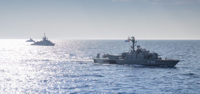 Παρουσία ΥΕΘΑ στην υπογραφή σύμβασης δωρεάς του νέου πλοίου «Αίας» του Πολεμικού Ναυτικού