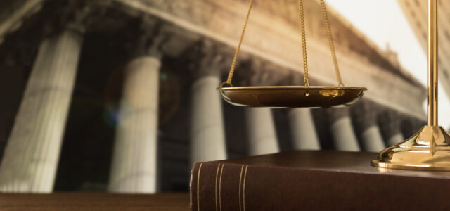 ΓΕΜΗ: Διευκρινίσεις σχετικά με την εγγραφή των φυσικών προσώπων που ασκούν το δικηγορικό λειτούργημα