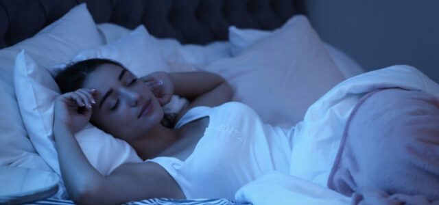 Αϋπνία: 10 top κινήσεις για να την καταπολεμήσετε