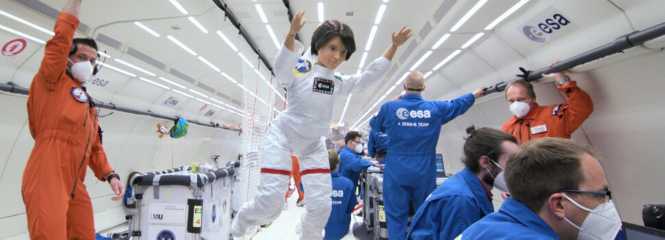 Η αστροναύτης “Μπάρμπι” πέταξε (και) στο διάστημα χάρη στην ESA