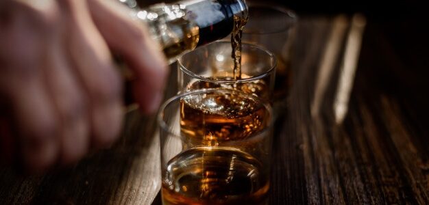 Το ποτό που αυξάνει τον κίνδυνο για εγκεφαλικό ακόμη και κατά 38%