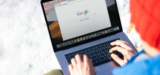 Η Google σχεδιάζει την αυτόματη επαλήθευση ταυτότητας για όλους τους χρήστες