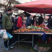 Τι αλλάζει στις λαϊκές αγορές – Βελτιωτικές τροποποιήσεις στο νομοσχέδιο