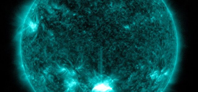 Ο Ήλιος εκτόξευσε μια ισχυρή ηλιακή έκλαμψη που θα φθάσει σύντομα στη Γη, σύμφωνα με τη NASA