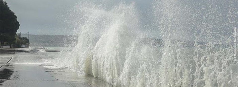 Κύματα έως 6 μέτρα σε Σαρωνικό και Νότιο Ευβοϊκό