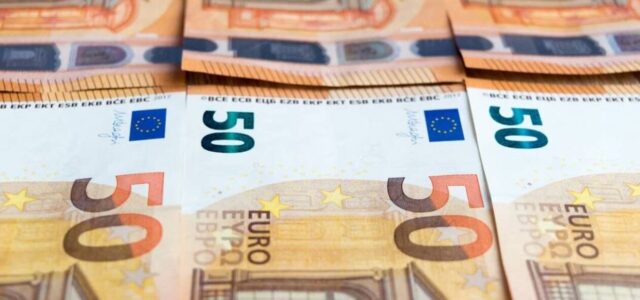 Τέλος τα χαρτονομίσματα του ευρώ όπως τα ξέραμε – Τι αλλάζει