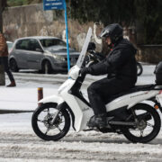 Κακοκαιρία «Ελπίδα»: Χρήσιμες συμβουλές για οδηγούς και πεζούς