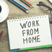 Ισχυρή σύσταση για τηλεργασία σε όλες τις ιδιωτικές επιχειρήσεις, όπου αυτό είναι εφικτό