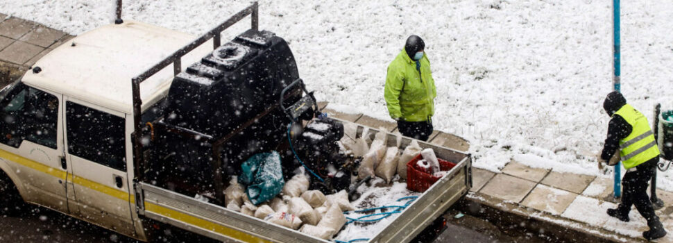 Παγετός: Μέτρα προστασίας των εργαζομένων στους ΟΤΑ