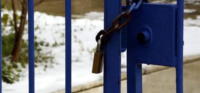 Oριστικά κλειστά σχολεία Δευτέρα και Τρίτη στην Αττική