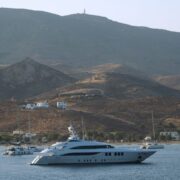 Παγκόσμια πρωταθλήτρια η Ελλάδα στις ναυλώσεις θαλαμηγών το 2022