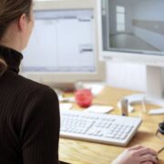 Στα «θρανία» οι υπάλληλοι Δημοσίου Τομέα για ανάπτυξη των ψηφιακών δεξιοτήτων