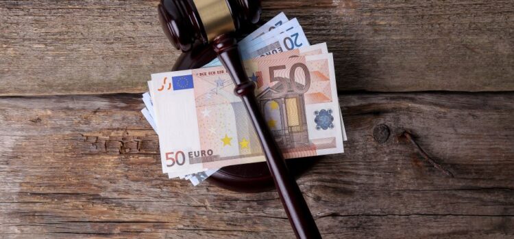 Εγγύηση-μαμούθ 495.000 ευρώ: 125 φορές υψηλότερη από το ποσό που θα μπορούσε να οριστεί για το αδίκημα που κατηγορήθηκε