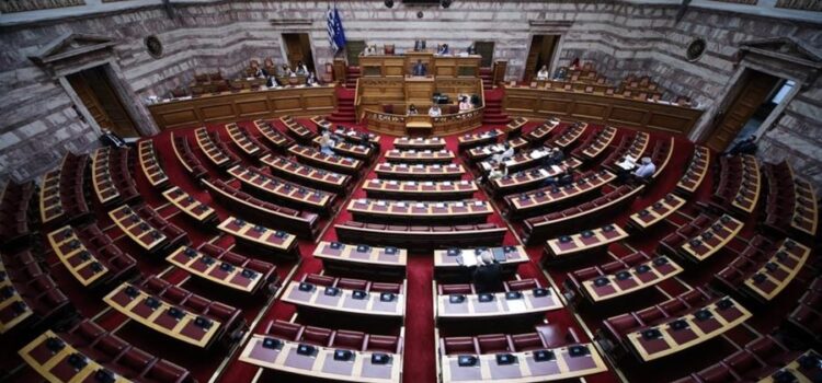 Βουλή: Υπερψηφίστηκε ο αναπτυξιακός νόμος – Θα αποτελέσει τη βάση του νέου παραγωγικού μοντέλου της χώρας