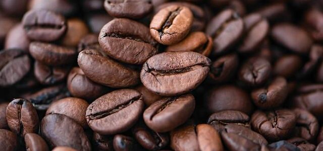 Μπροστά σε νέες προκλήσεις ο κλάδος της μεταποίησης και εμπορίας καφέ