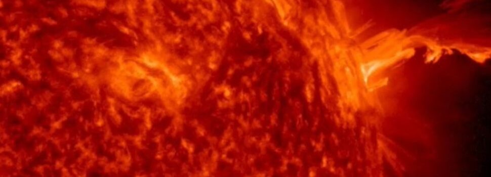 Έρχεται ηλιακή έκρηξη που μπορεί να προκαλέσει γεωμαγνητικές καταιγίδες, προειδοποιούν οι επιστήμονες