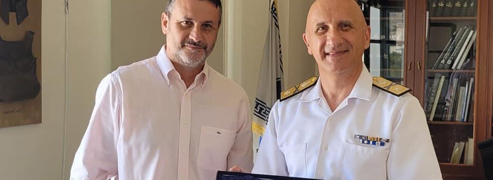 Ο Δήμαρχος Σαλαμίνας συνάντησε τον νέο Διοικητή ΝΣ Αρχιπλοίαρχο (Μ) Β.Βασιλογιαννακόπουλο ΠΝ