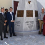 Πραγματοποιήθηκαν τα αποκαλυπτήρια του μνημείου προς τιμήν της Γενοκτονίας των Ελλήνων του Πόντου από τον Δήμο Σαλαμίνας