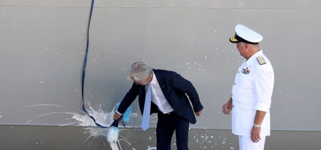 Στην τελετή ονοματοδοσίας της νέας πυραυλάκατου του Πολεμικού Ναυτικού «Υποπλοίαρχος Βλαχάκος», παρουσία και του  πρωθυπουργού Κ. Μητσοτάκη, ο Περιφερειάρχης Αττικής