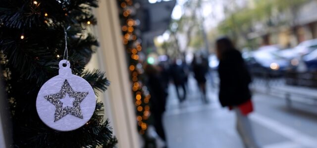 Πώς θα ψωνίσουν οι Έλληνες καταναλωτές τα Χριστούγεννα