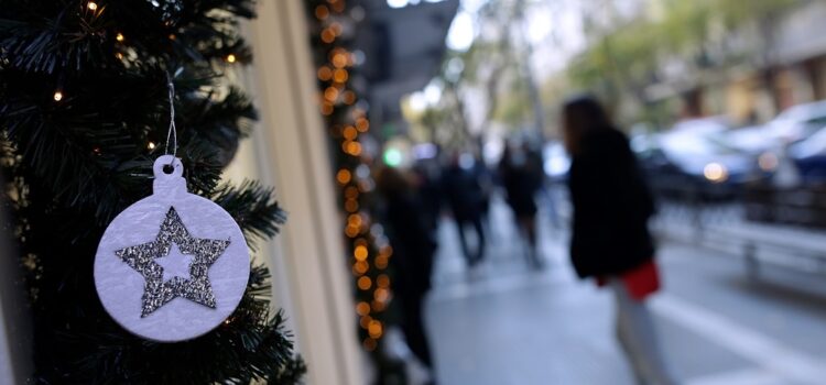 Πώς θα ψωνίσουν οι Έλληνες καταναλωτές τα Χριστούγεννα
