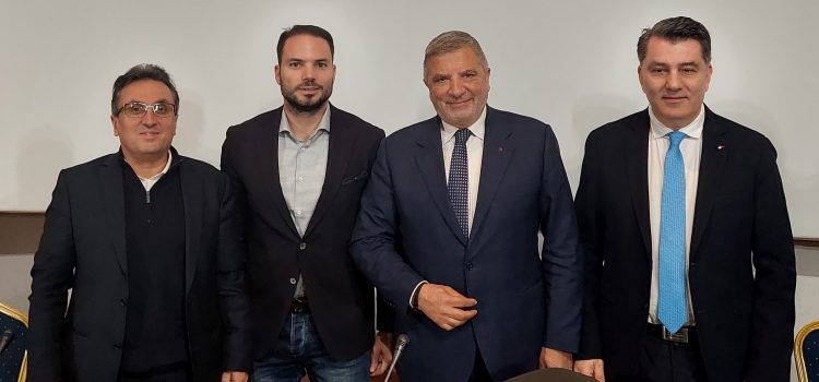 Νέος Πρόεδρος του Περιφερειακού Συμβουλίου Αττικής εξελέγη ο Γ. Δημόπουλος μετά από εισήγηση του Περιφερειάρχη Αττικής Γ. Πατούλη