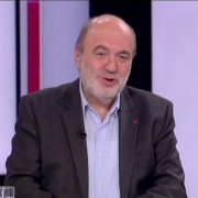 Τρ. Αλεξιάδης: «Δεν υπάρχει περίπτωση να επιτρέψουμε να πετάξουν κόσμο στο δρόμο…»