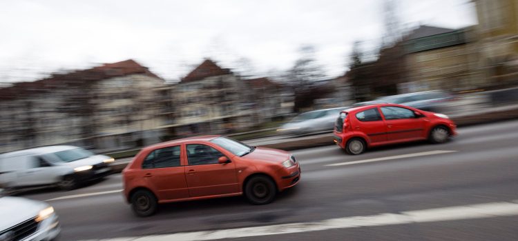 ΕΕ: Οριστικό τέλος στα οχήματα με κινητήρα εσωτερικής καύσης από το 2035
