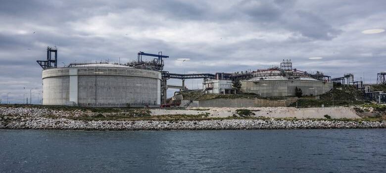 Ξεκίνησε η μεταφορά Υγροποιημένου Φυσικού αερίου, μέσω βυτιοφόρου, από τη Ρεβυθούσα