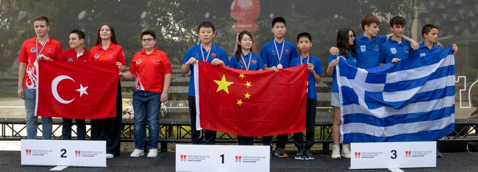 Τα παιδιά που πήραν χάλκινο μετάλλιο στην Ολυμπιάδα Σκακιού