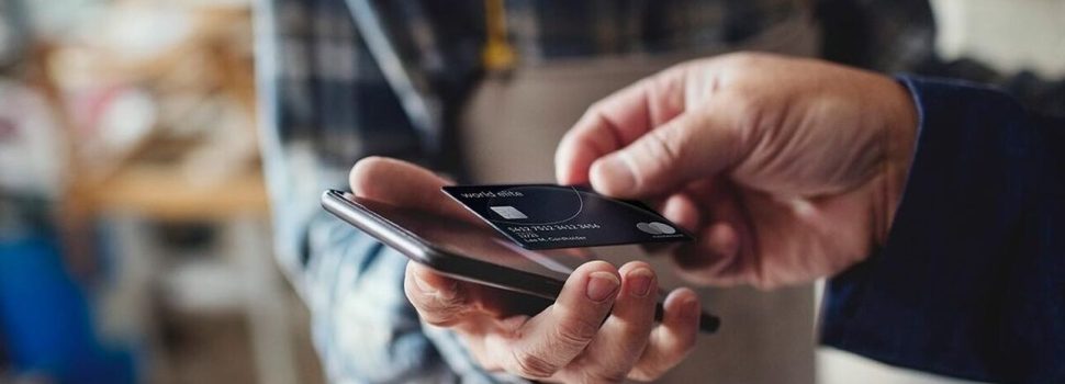 Πως τα smartphones μπορούν να αντικαταστήσουν τα POS για συναλλαγές με κάρτες