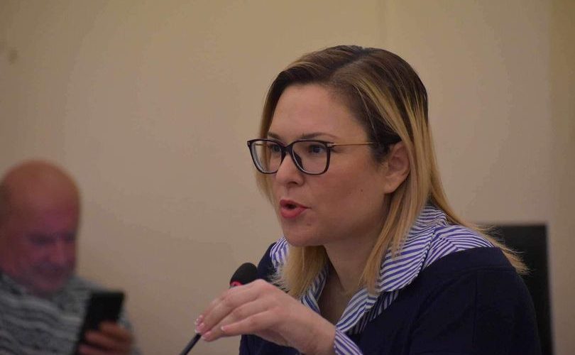 ΒΑΣΩ ΜΠΟΓΡΗ-Η ΣΑΛΑΜΙΝΑ ΔΕΝ ΑΝΤΕΧΕΙ ΑΛΛΗ ΥΠΟΒΑΘΜΙΣΗ