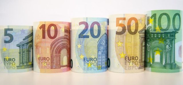 Αποζημίωση 10.000 ευρώ για ανεπιθύμητες τηλεφωνικές κλήσεις