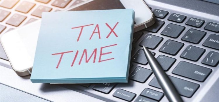 Φορολογικές δηλώσεις: Email της εφορίας σε φορολογούμενους με έτοιμο το έντυπο για υποβολή