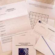 Επιστολική ψήφος: Ξεκίνησαν οι παραλαβές των φακέλων – Το μήνυμα που έλαβαν οι ψηφοφόροι