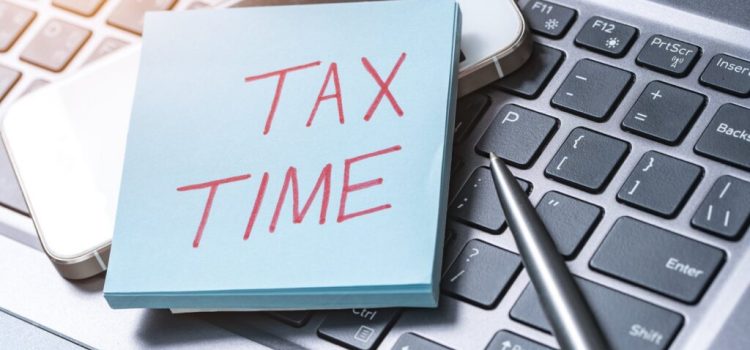 Φορολογικές δηλώσεις: Τι πρέπει να δηλώνεται εκτός βασικού εισοδήματος