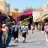 Οι πιο «ανοιχτοχέρηδες» τουρίστες – Ποιοι και τι αφήνουν στην Ελλάδα
