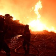 Απασφάλισαν οι πυροσβέστες: Μην παίζετε με τις ζωές μας