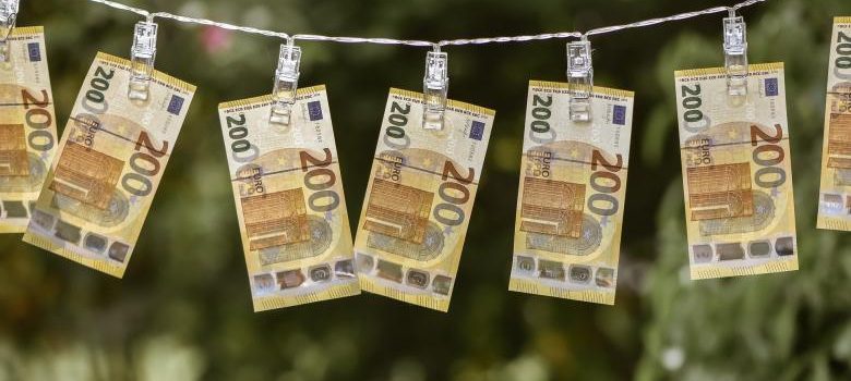 ΑΑΔΕ: Πάνω από 11.000 φορολογούμενοι και 18.000 επιχειρήσεις οφείλουν 146 δισ. στο Δημόσιο